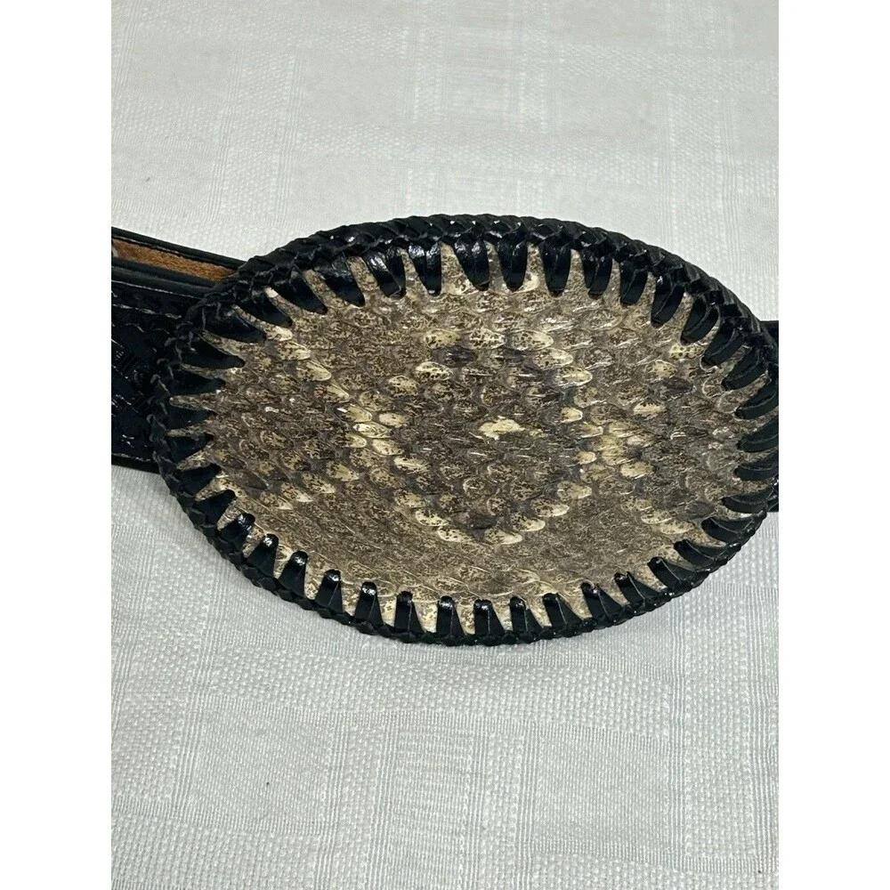 GENUINE Rattle Snake Buckle with Black Leather Belt Size 36 Mens Western boot